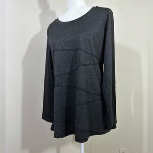 Kimmery sz med athleisure top gray heather front accent slight flair